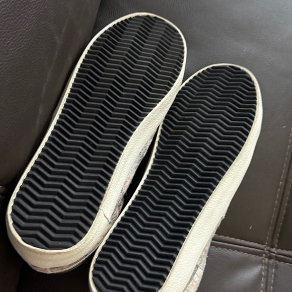 STEVE MADDEN Philosophy • Size 8 • Women - Picture 5 of 12